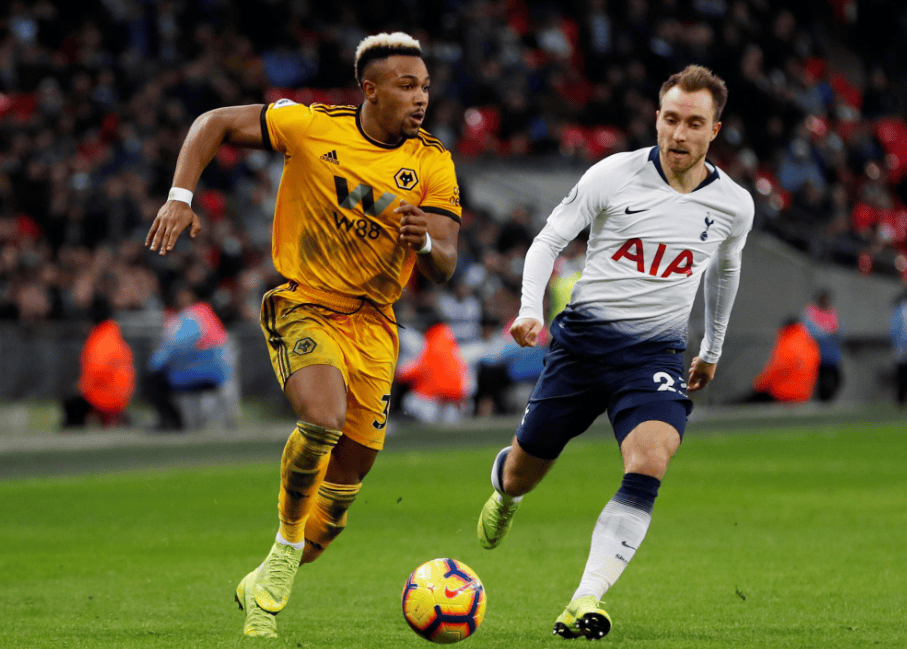 每体列足坛十大奇葩条款：博格坎普拒坐飞机；内马尔微笑条款