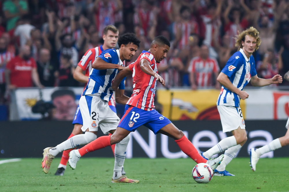 雷诺15中10轰生涯新高25分，蒙克也有25分