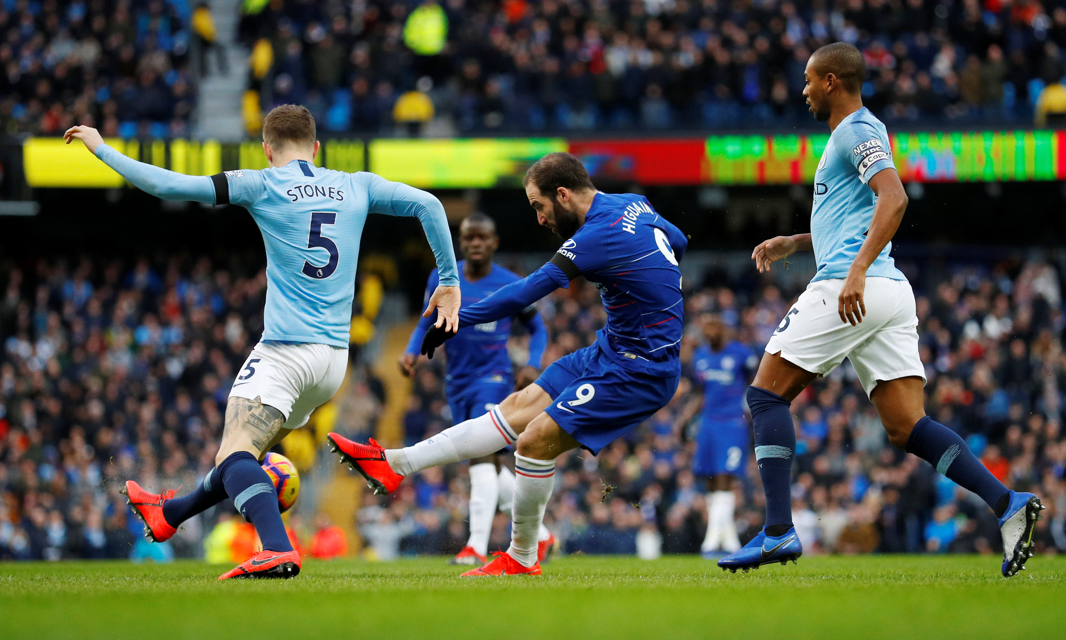 博洛尼亚主帅：拉齐奥少一人踢得也很自信，拿一分很满意了