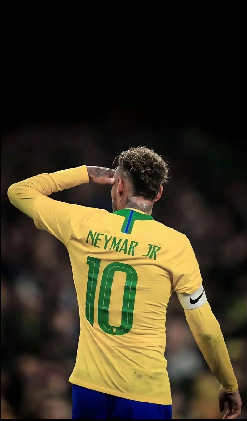 那不勒斯1-1爆冷，亚特兰大4-0大胜三连胜，拜仁客场险胜只赢一个