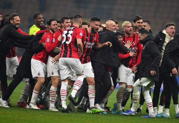 德天空：切尔西仍未正式报价西蒙斯，莱比锡坚持7000万欧要价