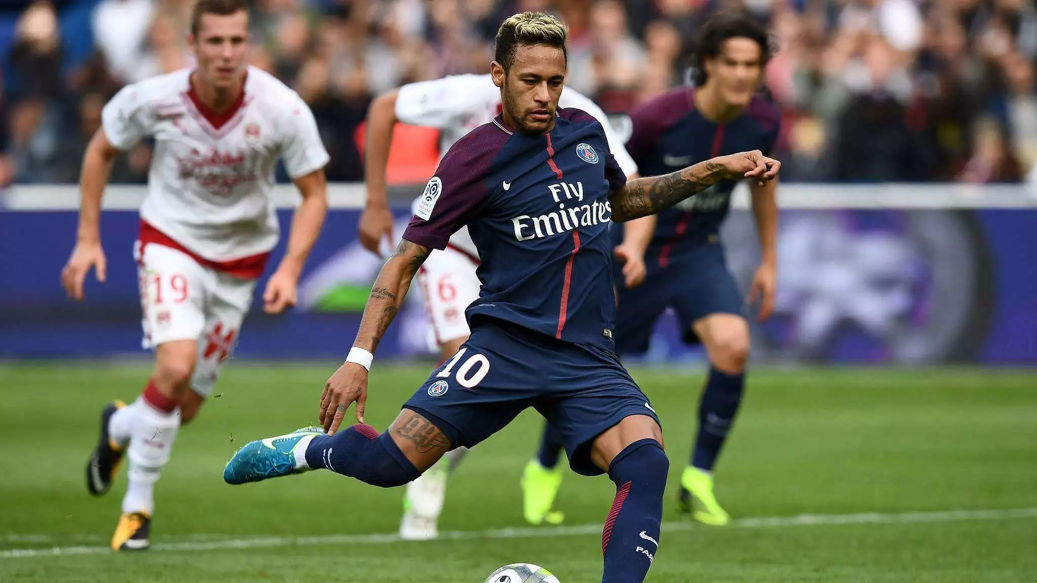 意甲战报：伊萨克森、厄德高破门，十人拉齐奥1-1博洛尼亚