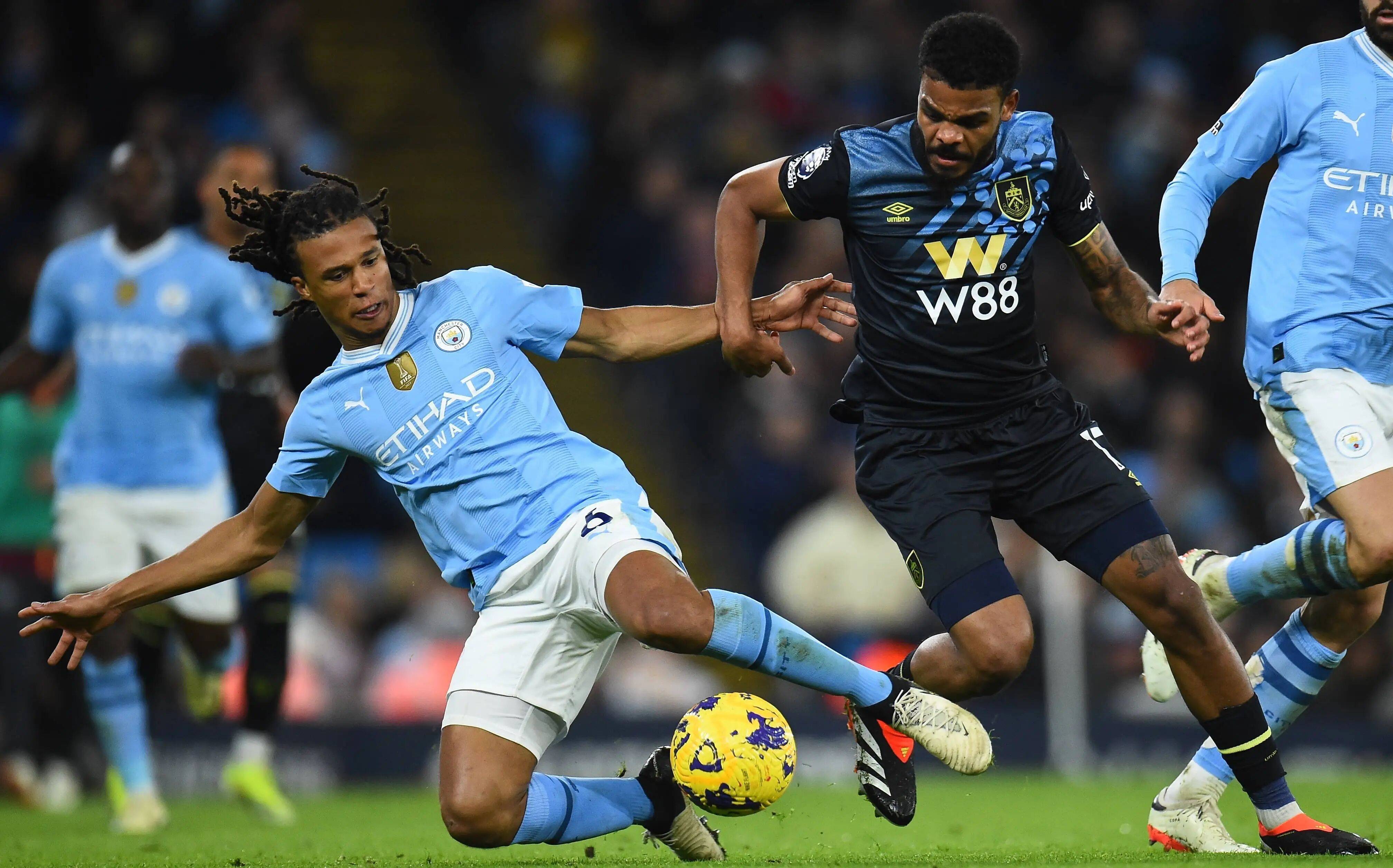 诺伊尔：乌尔比希一定会接替我的位置；我想慢慢考虑未来