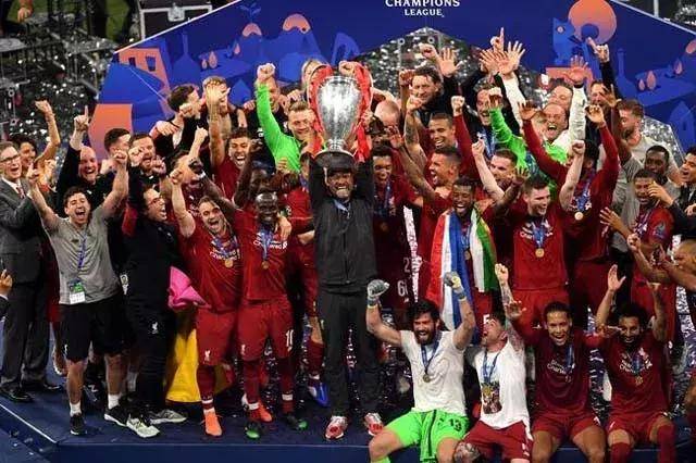 辽宁男篮连续两轮不敌广州龙狮，战绩止步杯赛，阵容调整和外援表现引发争议。